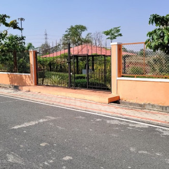 Shristi Serene Gamangathi Images WhatsApp Image 2025-11-20 at 9.50.41 PM.jpeg